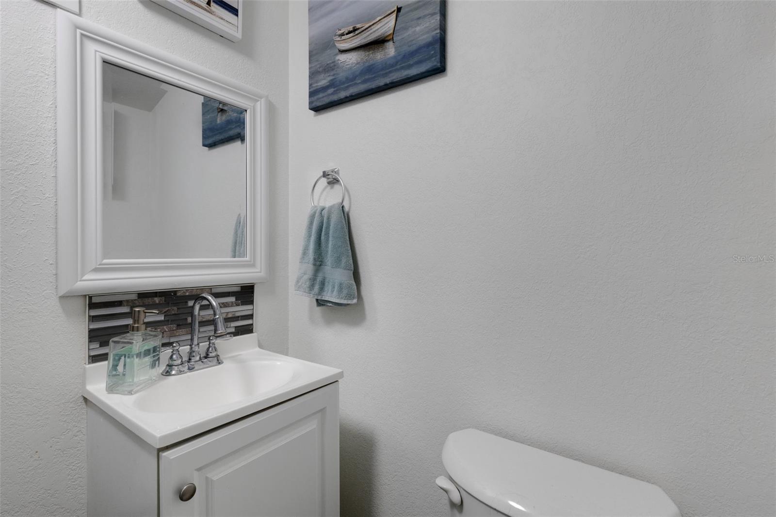 Image 22 of 49 For 5932 17th Avenue N