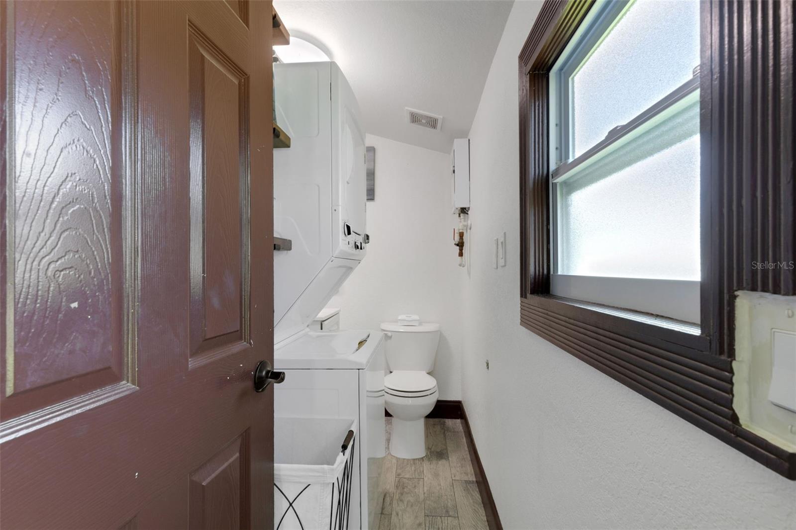 Image 23 of 49 For 5932 17th Avenue N