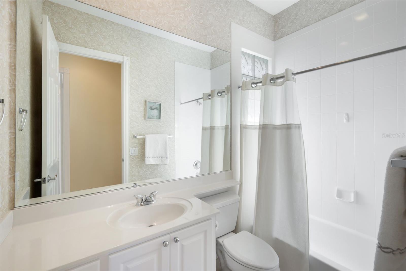 Image 21 of 43 For 5848 Ferrara Drive