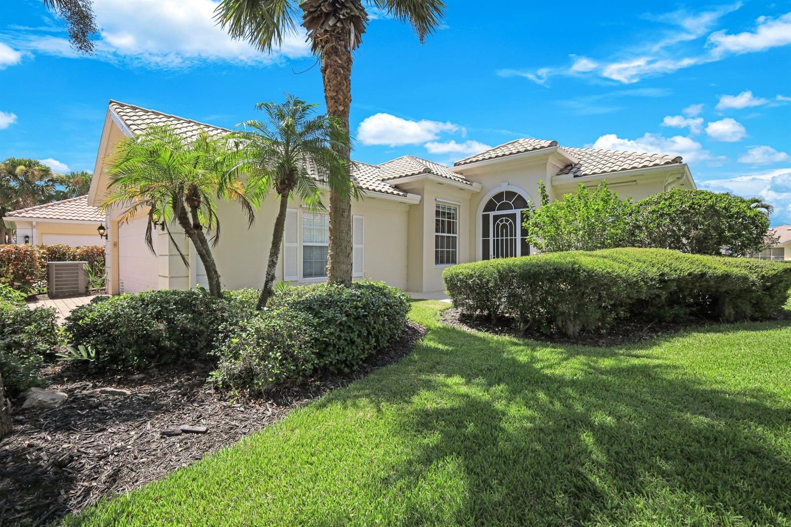 Image 30 of 43 For 5848 Ferrara Drive