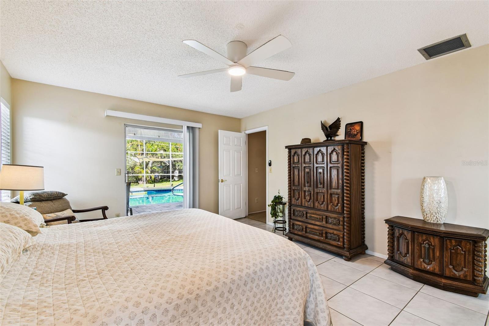 Image 17 of 34 For 2210 71st Street W
