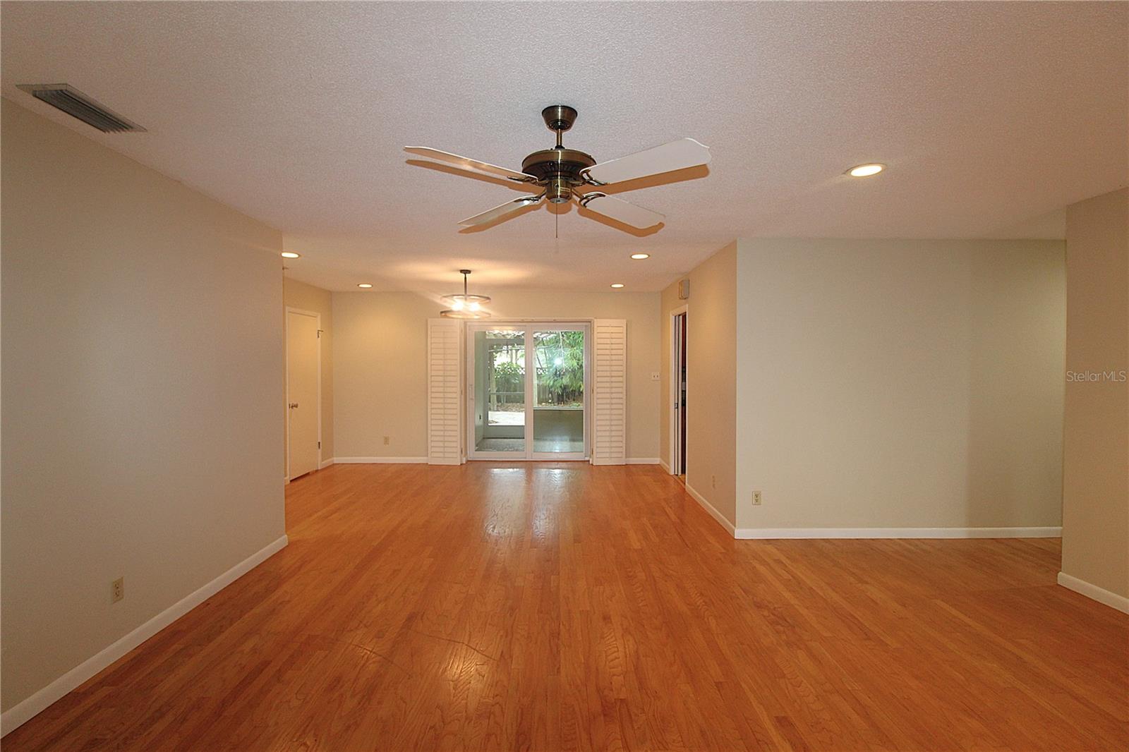 Image 11 of 31 For 6512 Bowline Drive