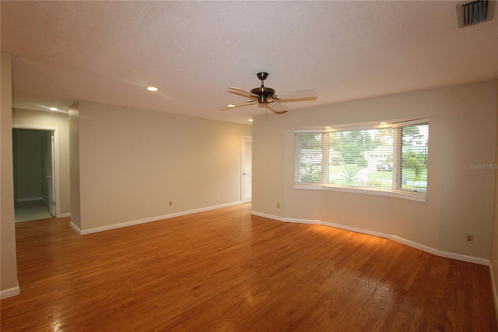 Image 12 of 31 For 6512 Bowline Drive
