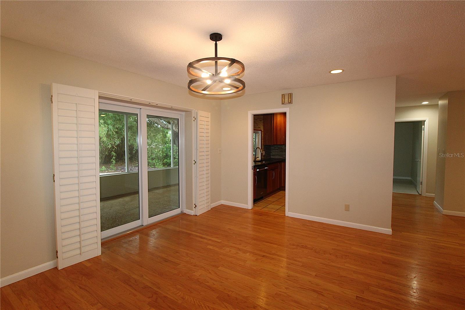 Image 7 of 31 For 6512 Bowline Drive