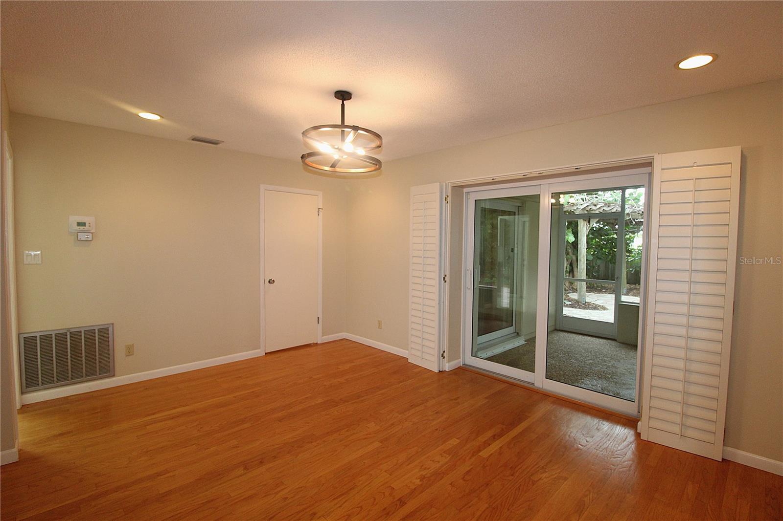 Image 8 of 31 For 6512 Bowline Drive