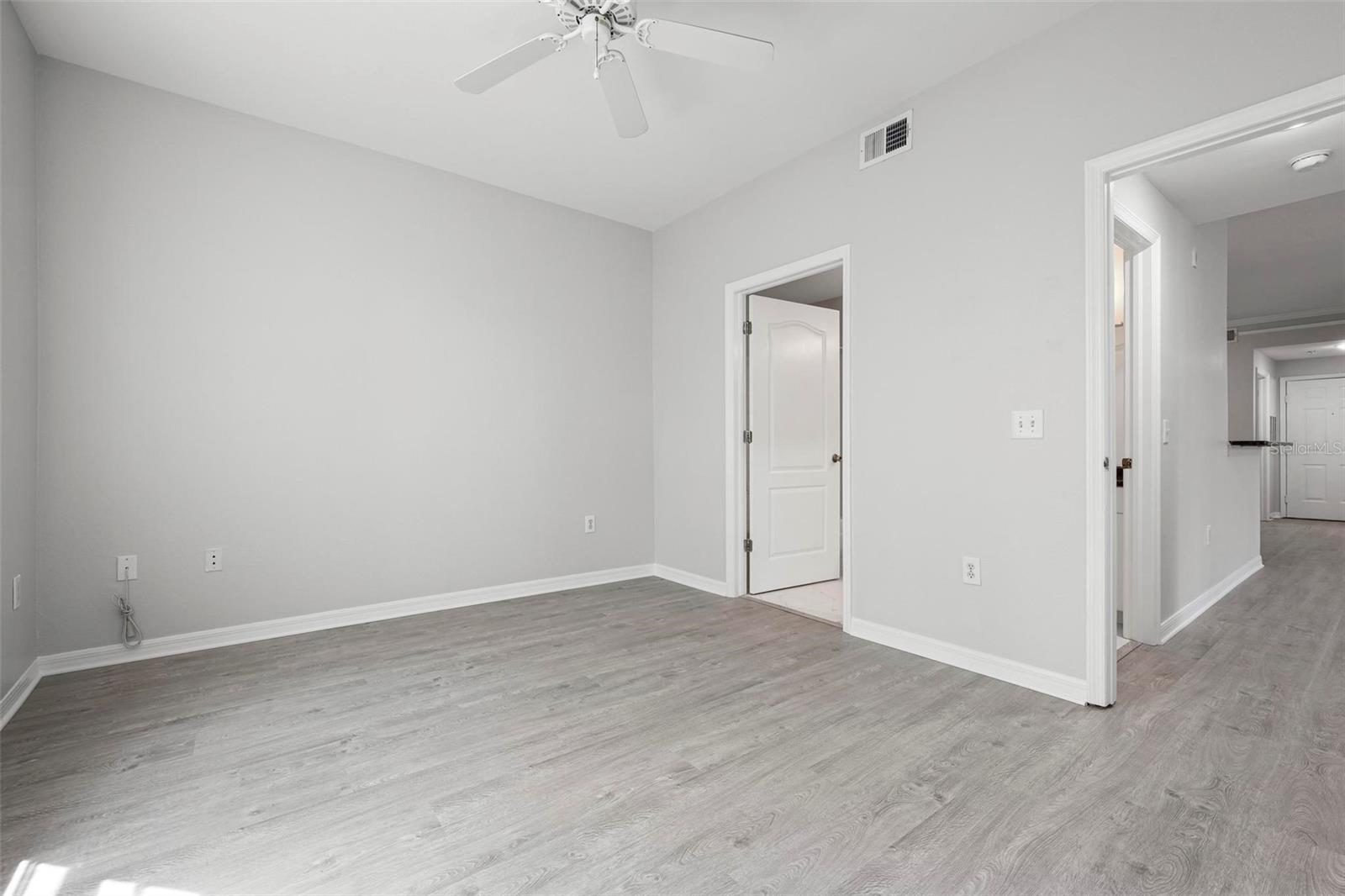 Image 33 of 57 For 4126 Central Sarasota Parkway 2018