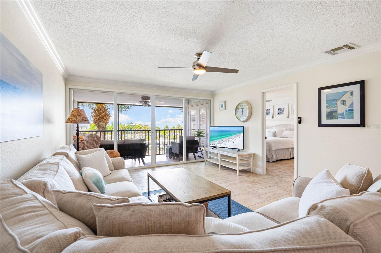 Image 19 of 61 For 5600 Beach Way Drive 304