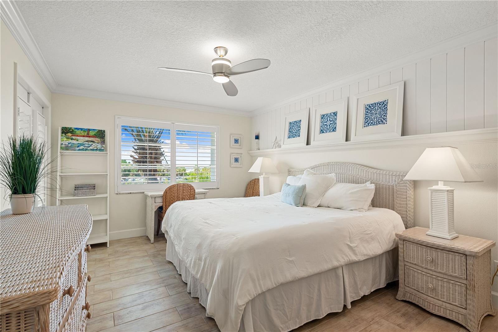Image 24 of 61 For 5600 Beach Way Drive 304