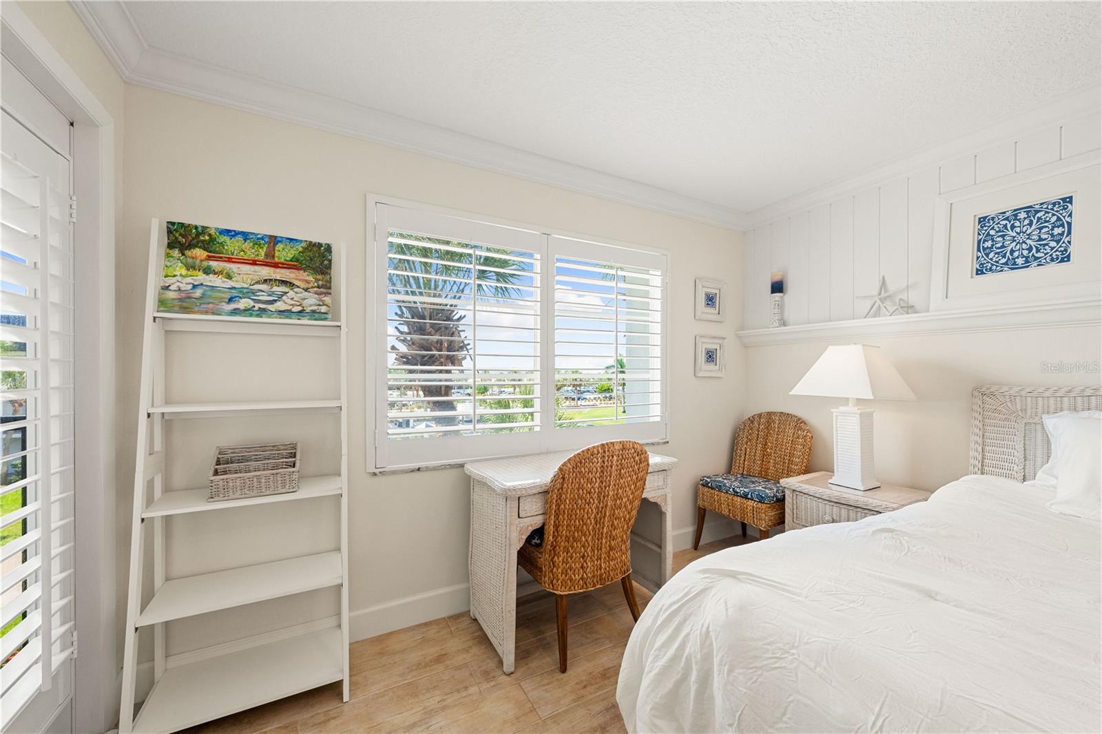 Image 26 of 61 For 5600 Beach Way Drive 304
