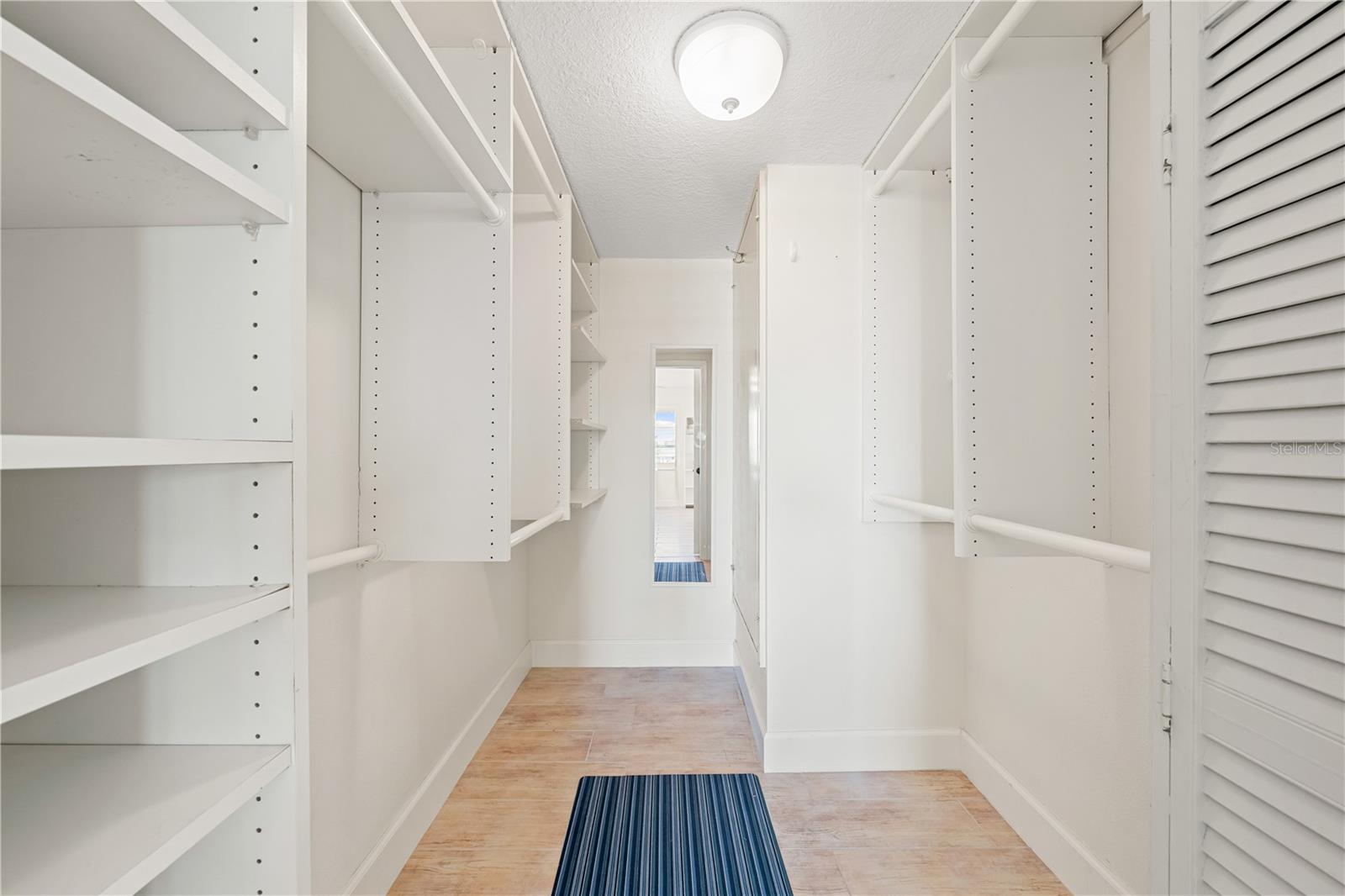 Image 31 of 61 For 5600 Beach Way Drive 304