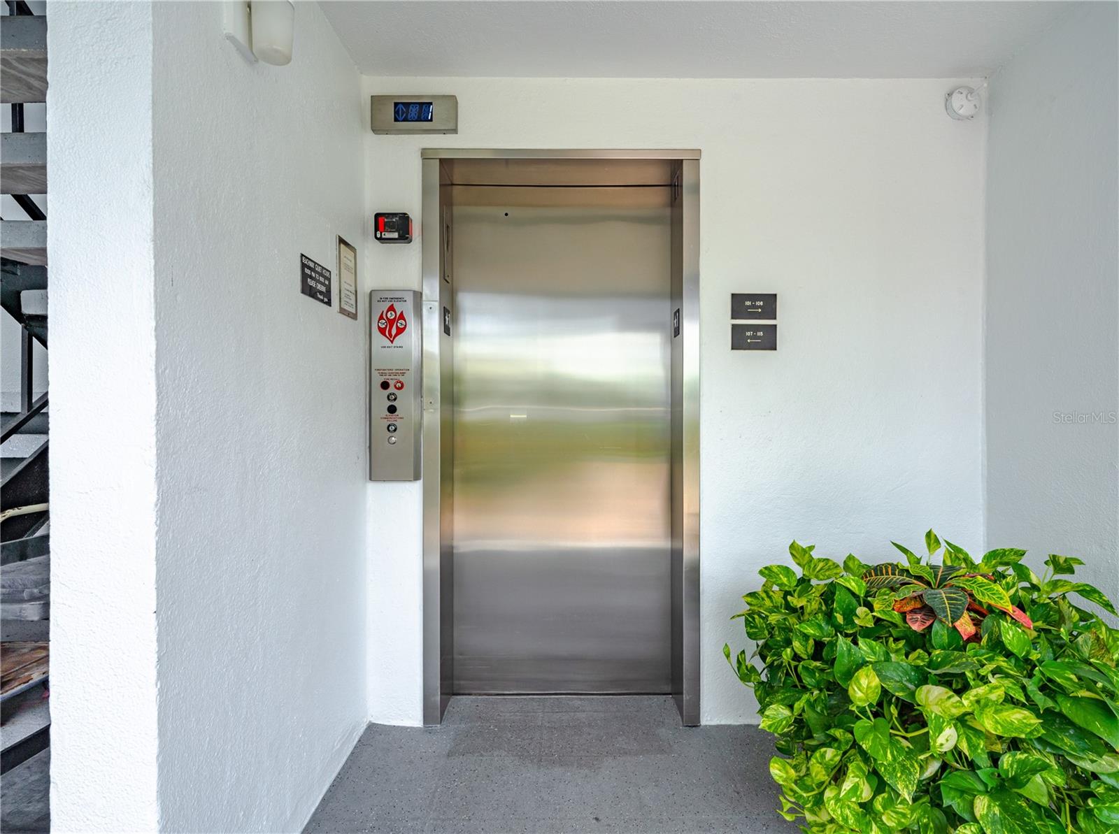 Image 39 of 61 For 5600 Beach Way Drive 304