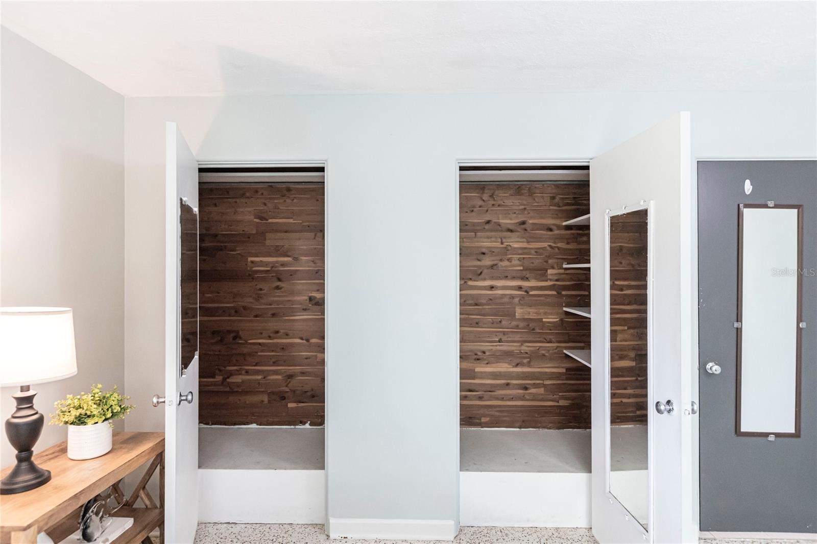 Image 18 of 43 For 6222 Brentwood Avenue