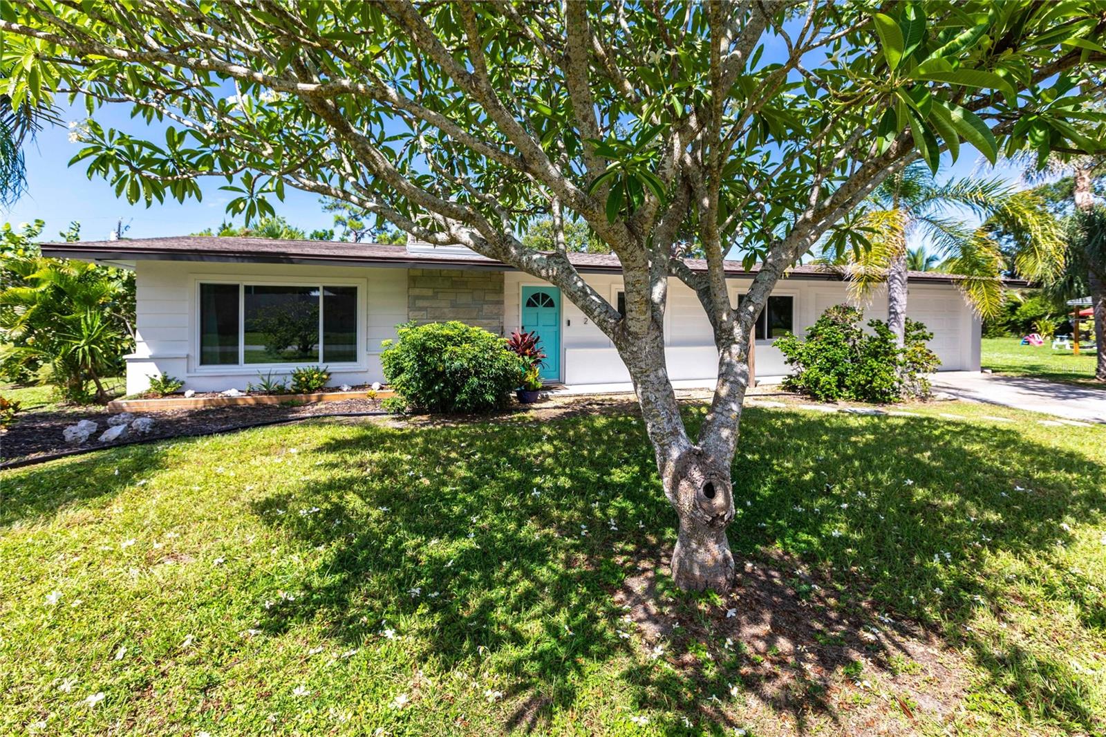 Image 2 of 43 For 6222 Brentwood Avenue