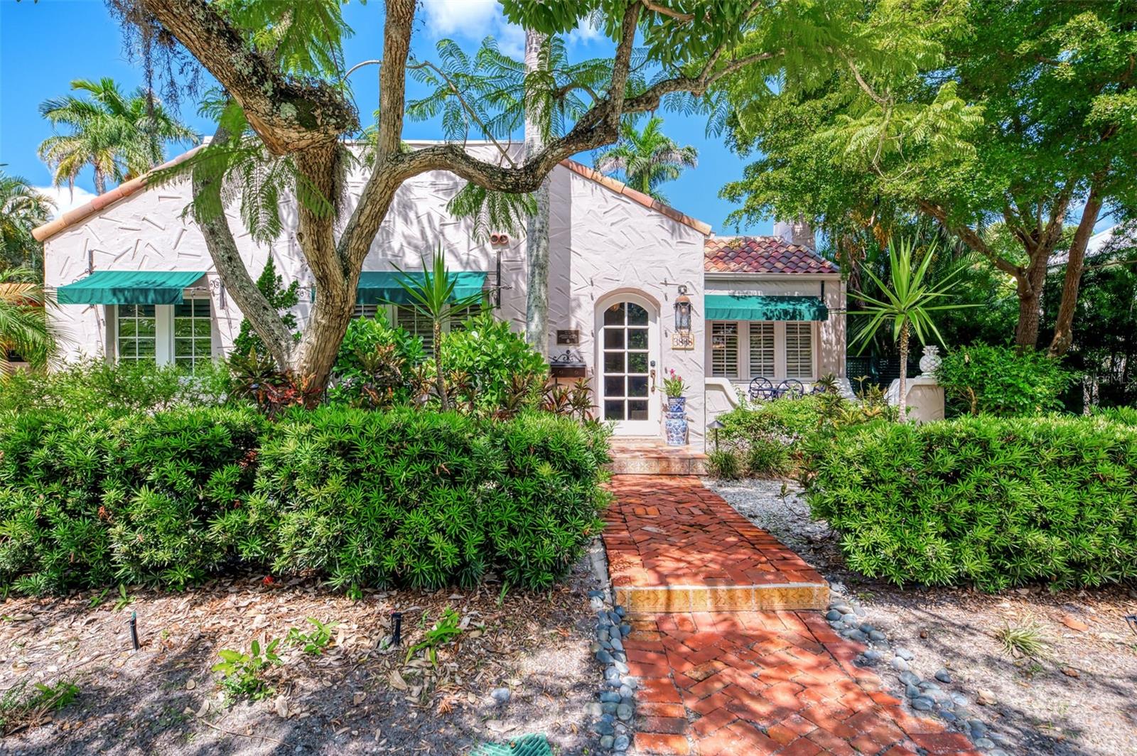 Details for 3838 Flores Avenue, SARASOTA, FL 34239