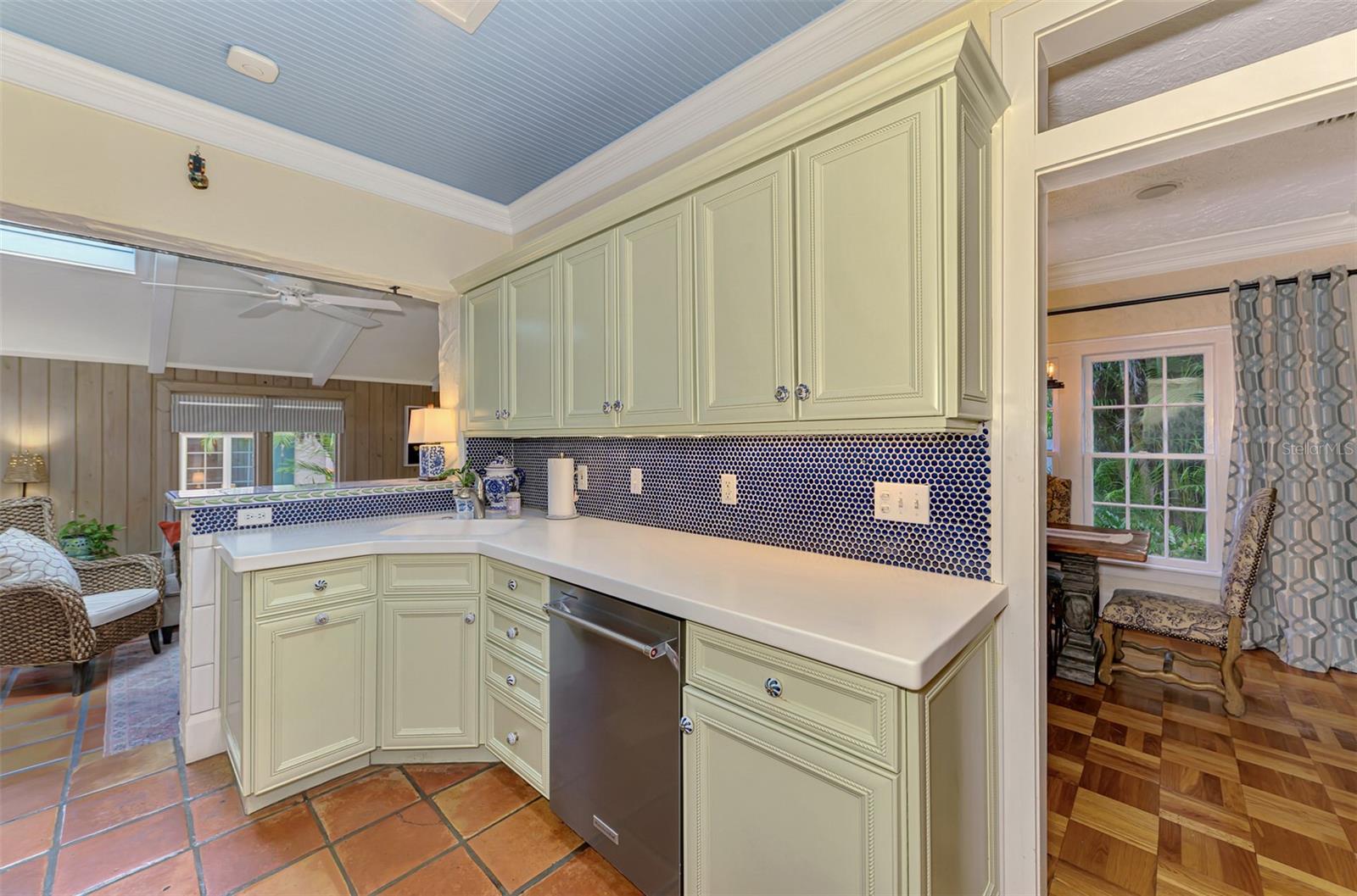 Image 18 of 63 For 3838 Flores Avenue