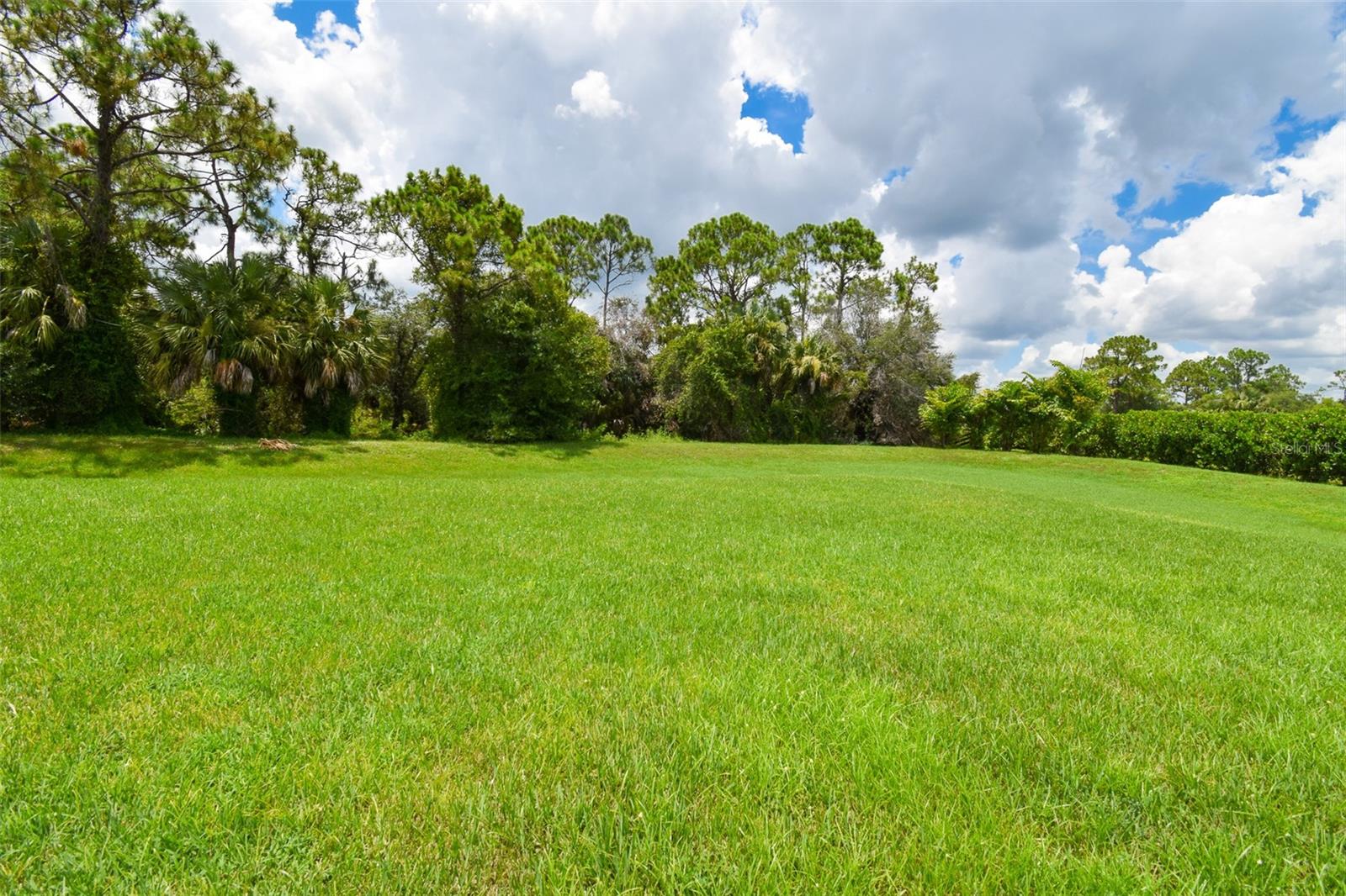 Image 17 of 50 For 8201 Hunters Glen Circle
