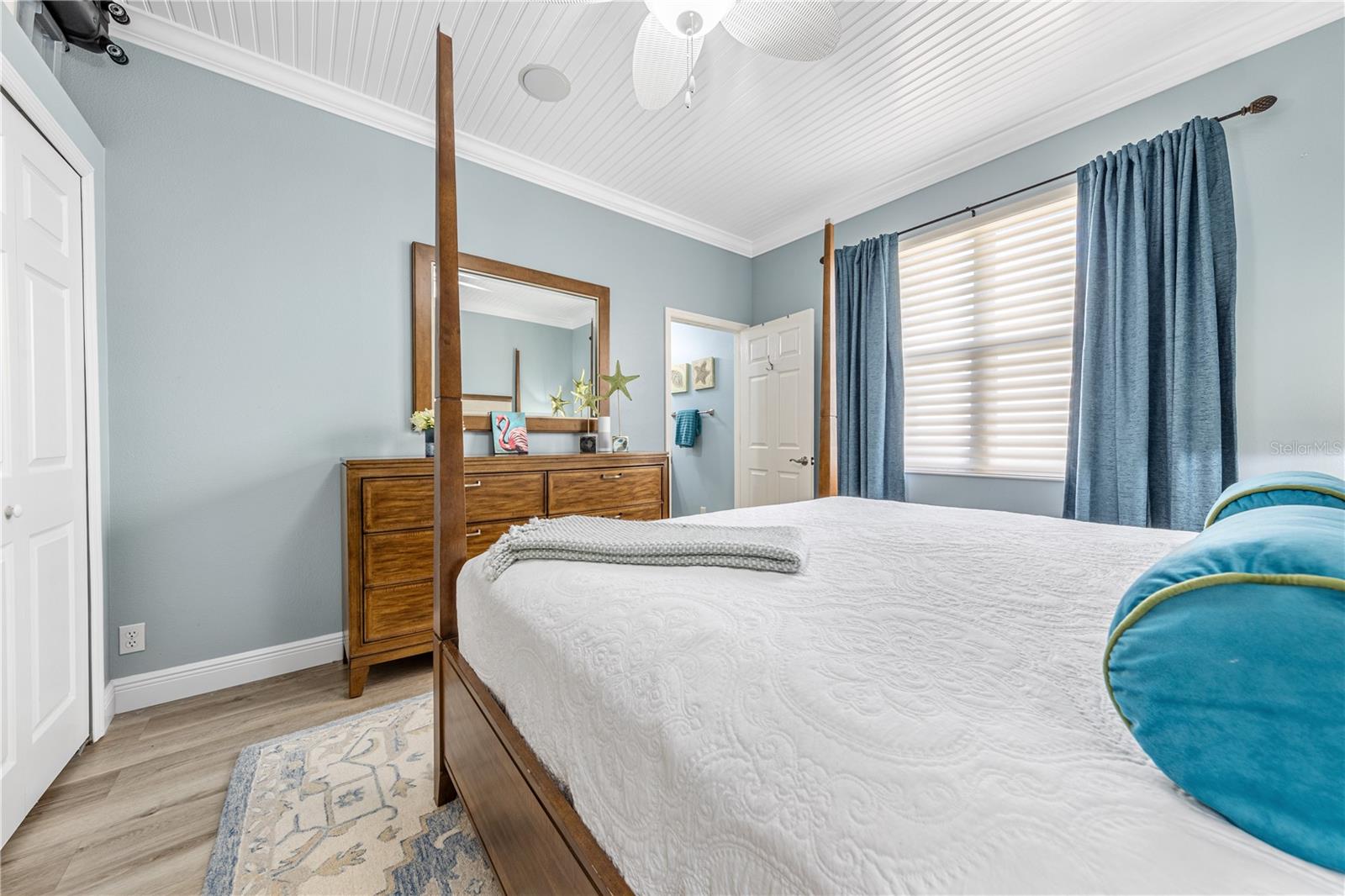 Image 30 of 70 For 7236 Orchid Island Place