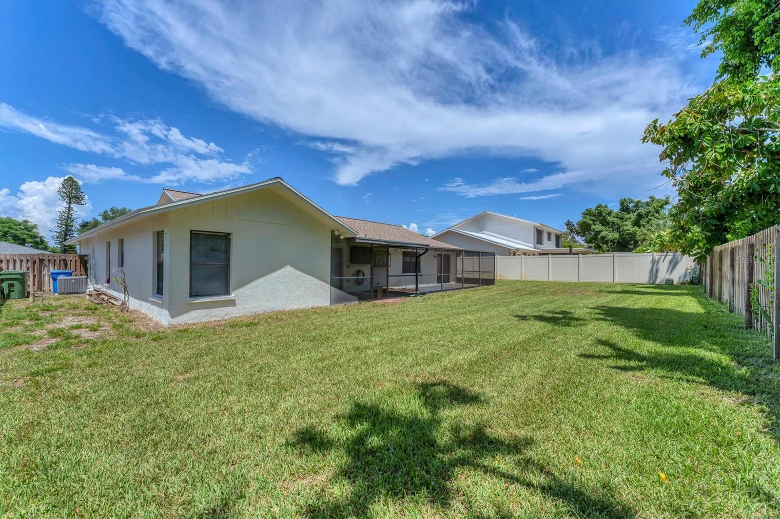 Image 32 of 33 For 6905 23rd Avenue W