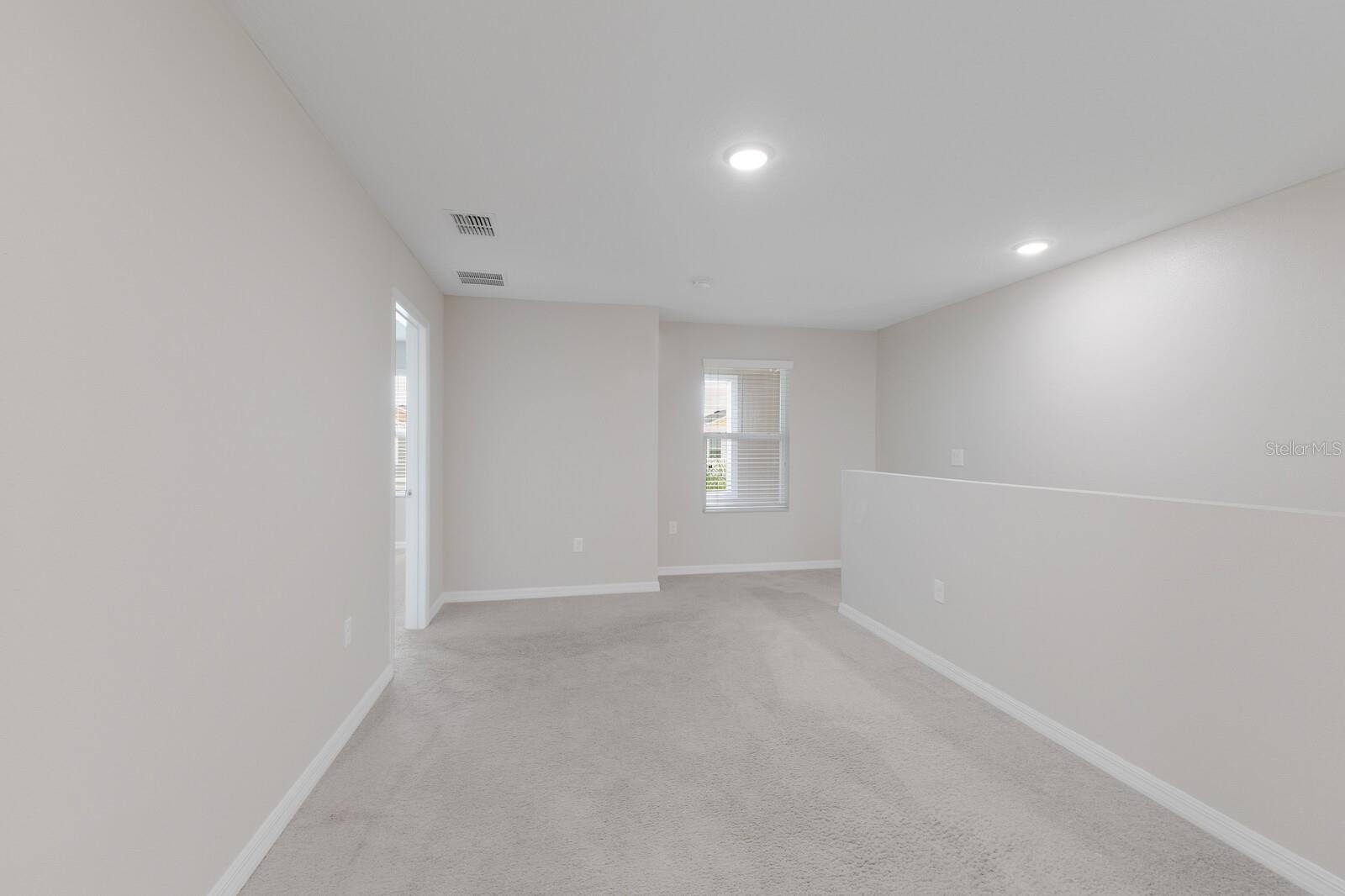 Image 11 of 29 For 13069 Oak Hill Way