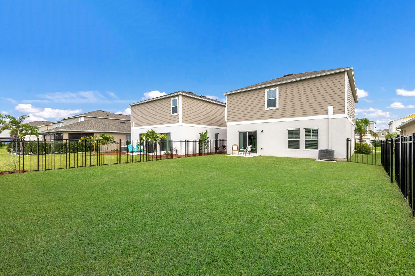 Image 23 of 29 For 13069 Oak Hill Way