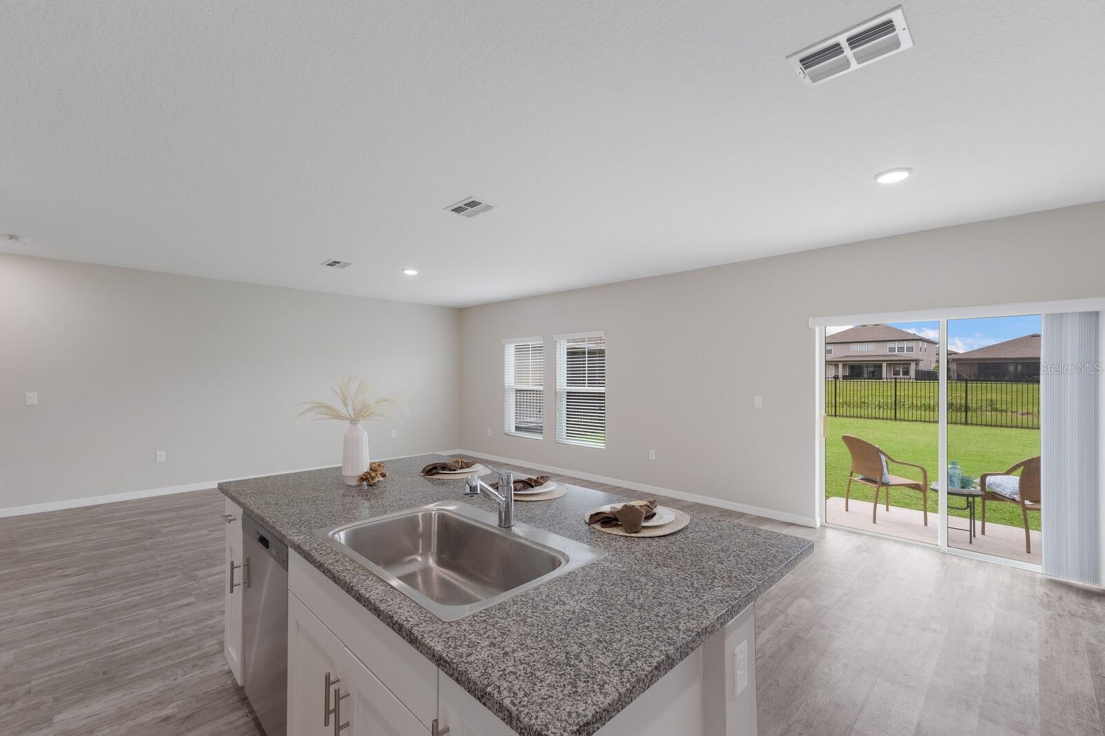 Image 8 of 29 For 13069 Oak Hill Way