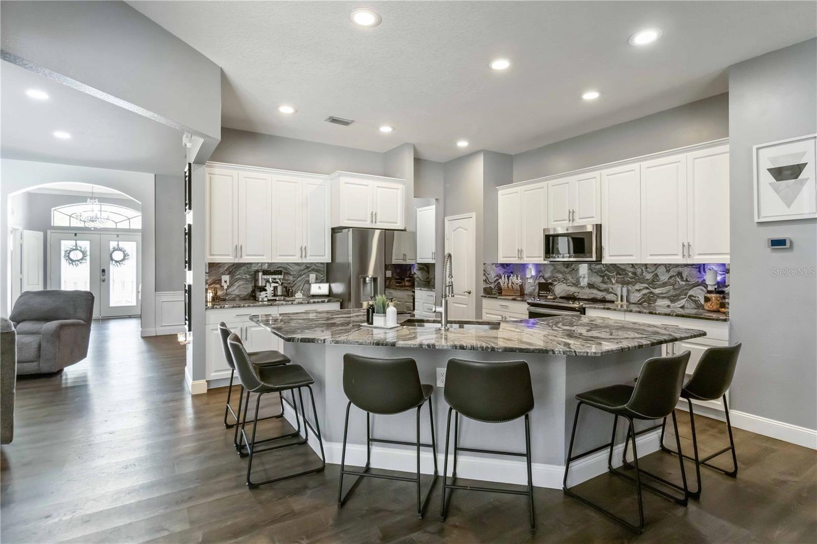 Listing photo id 18 for 5042 Silver Charm Terrace