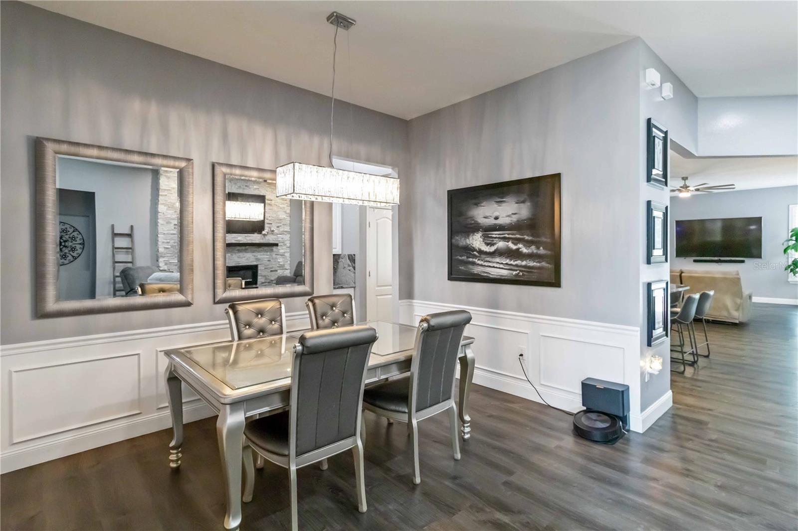 Listing photo id 19 for 5042 Silver Charm Terrace