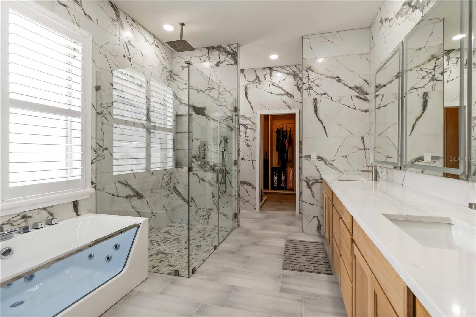 Listing photo id 31 for 5042 Silver Charm Terrace