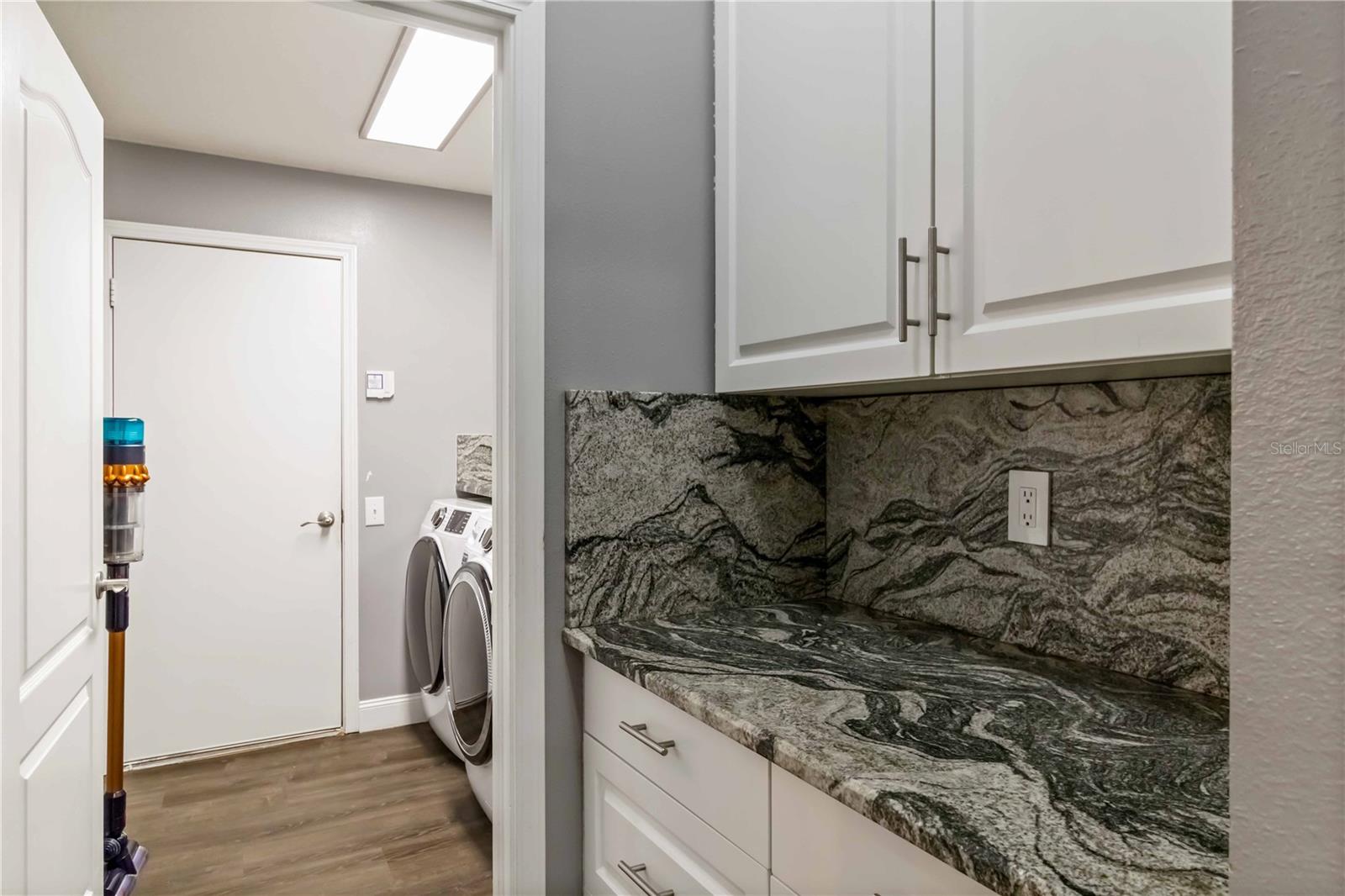 Listing photo id 38 for 5042 Silver Charm Terrace