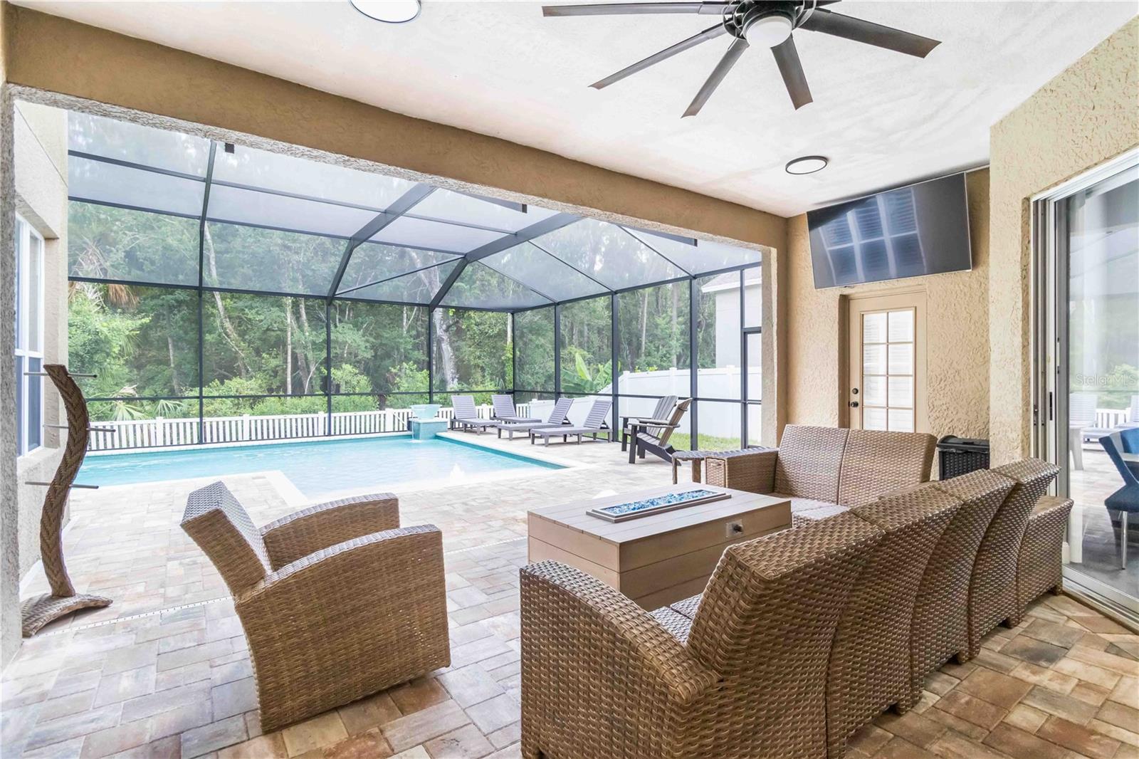 Listing photo id 40 for 5042 Silver Charm Terrace