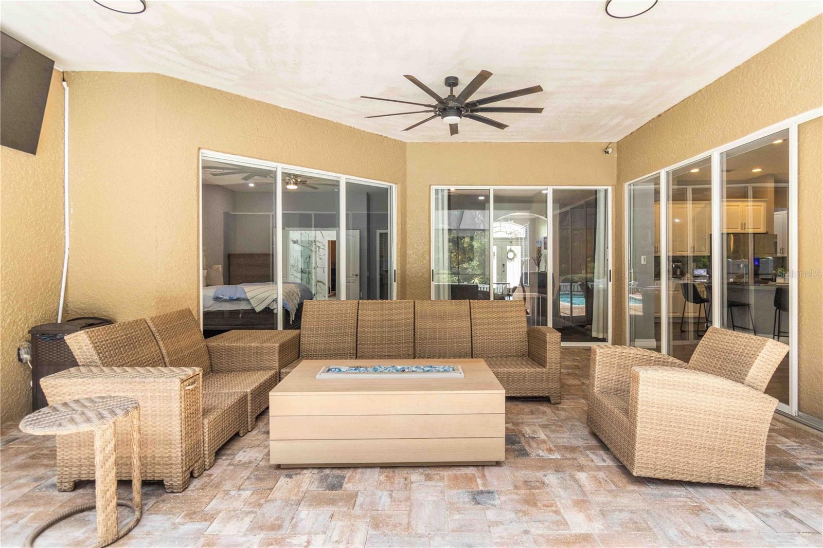 Listing photo id 41 for 5042 Silver Charm Terrace