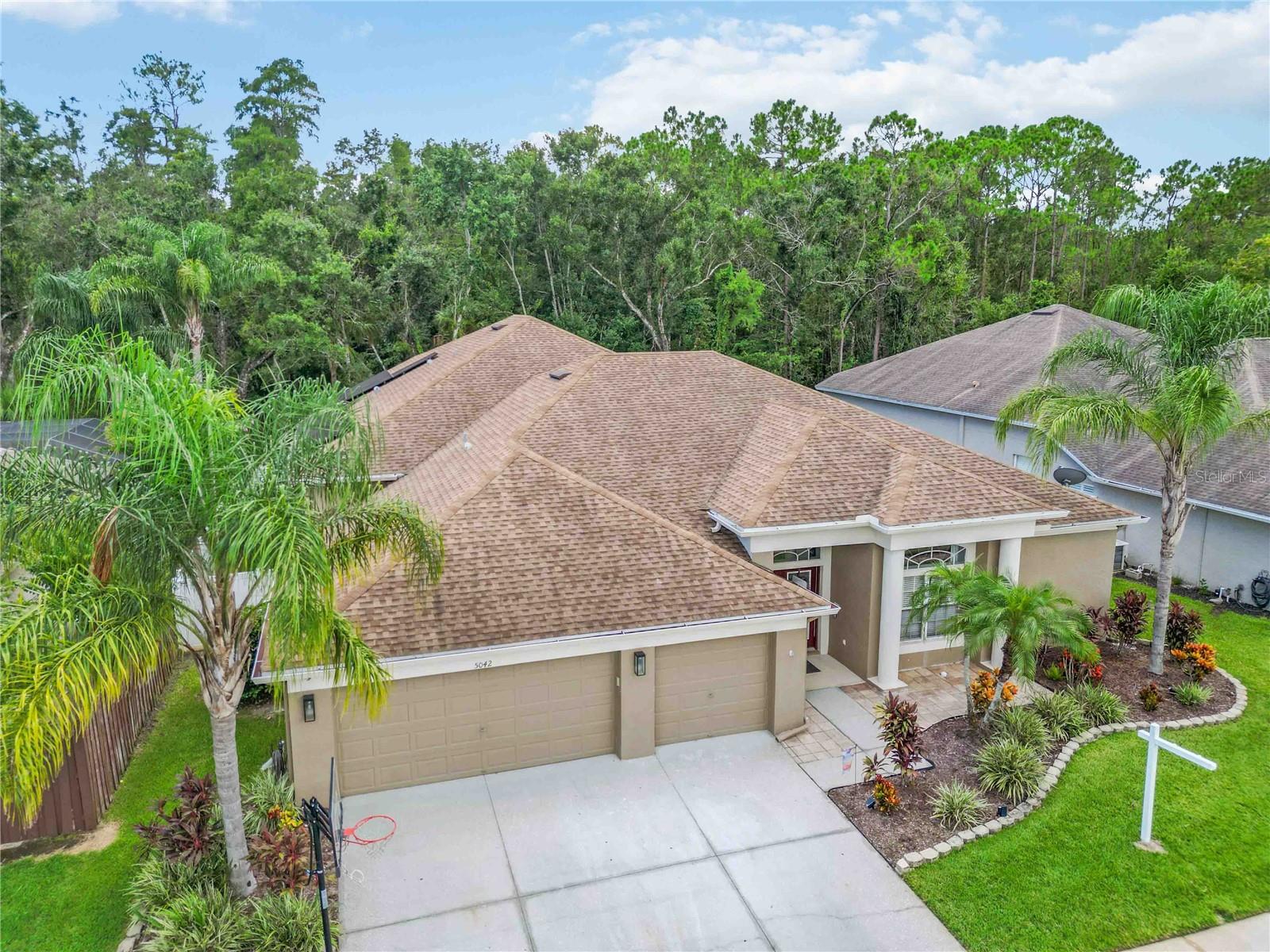 Listing photo id 61 for 5042 Silver Charm Terrace