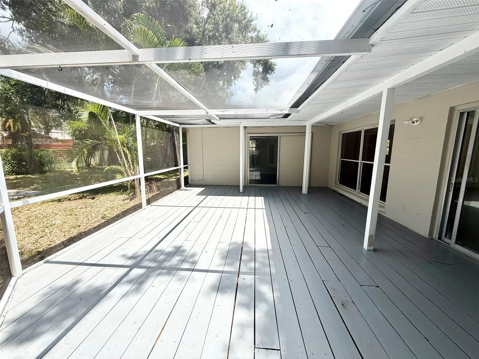 Image 13 of 42 For 2723 Hyde Park Street
