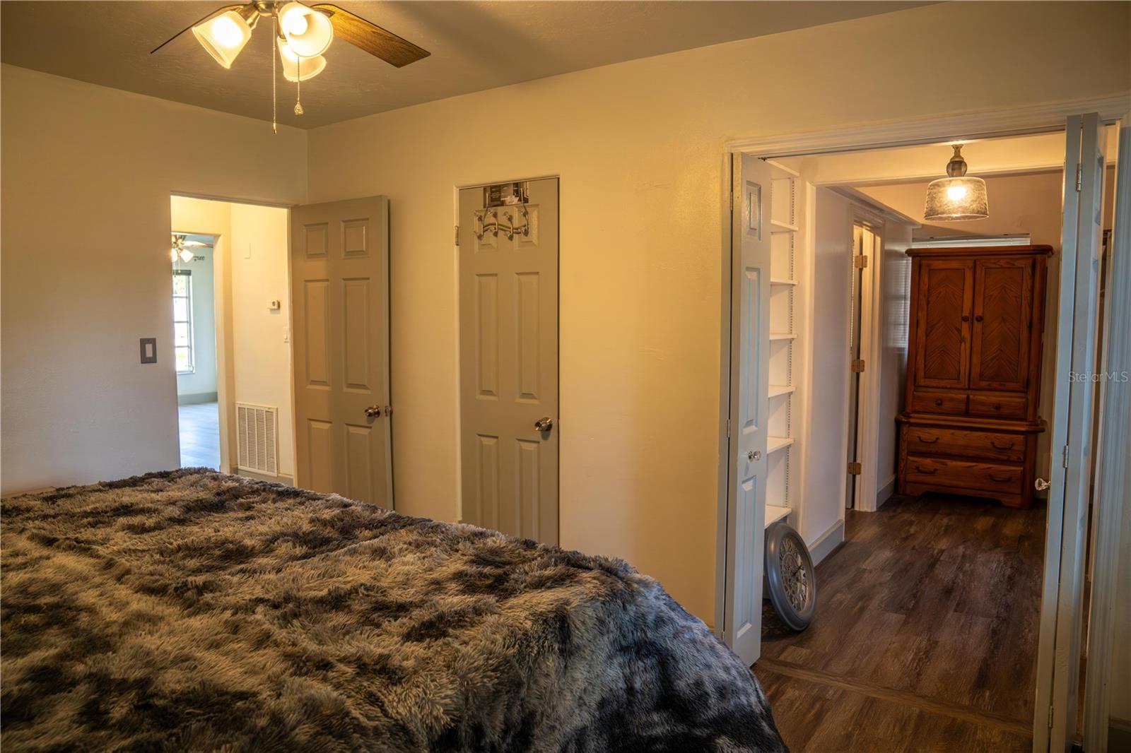 Image 14 of 25 For 3915 9th Avenue W