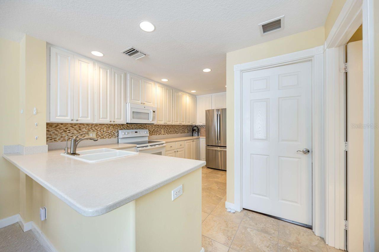 Image 18 of 56 For 1866 Burgos Drive