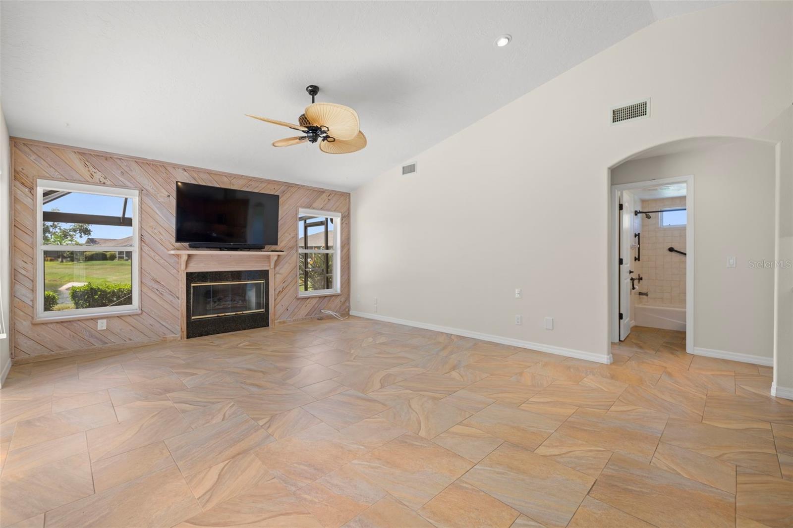 Image 10 of 64 For 5106 Wedge Court E