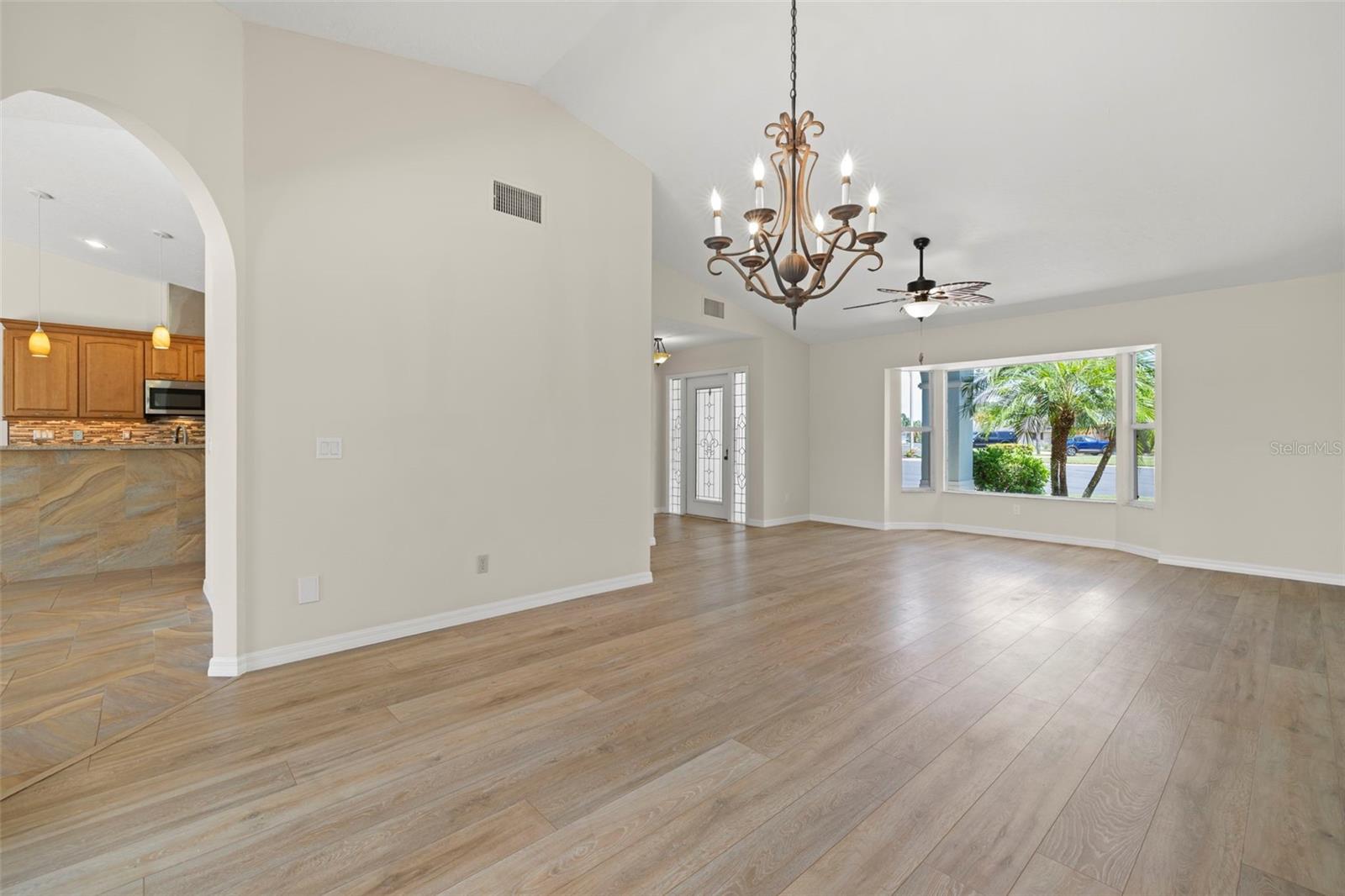 Image 6 of 64 For 5106 Wedge Court E