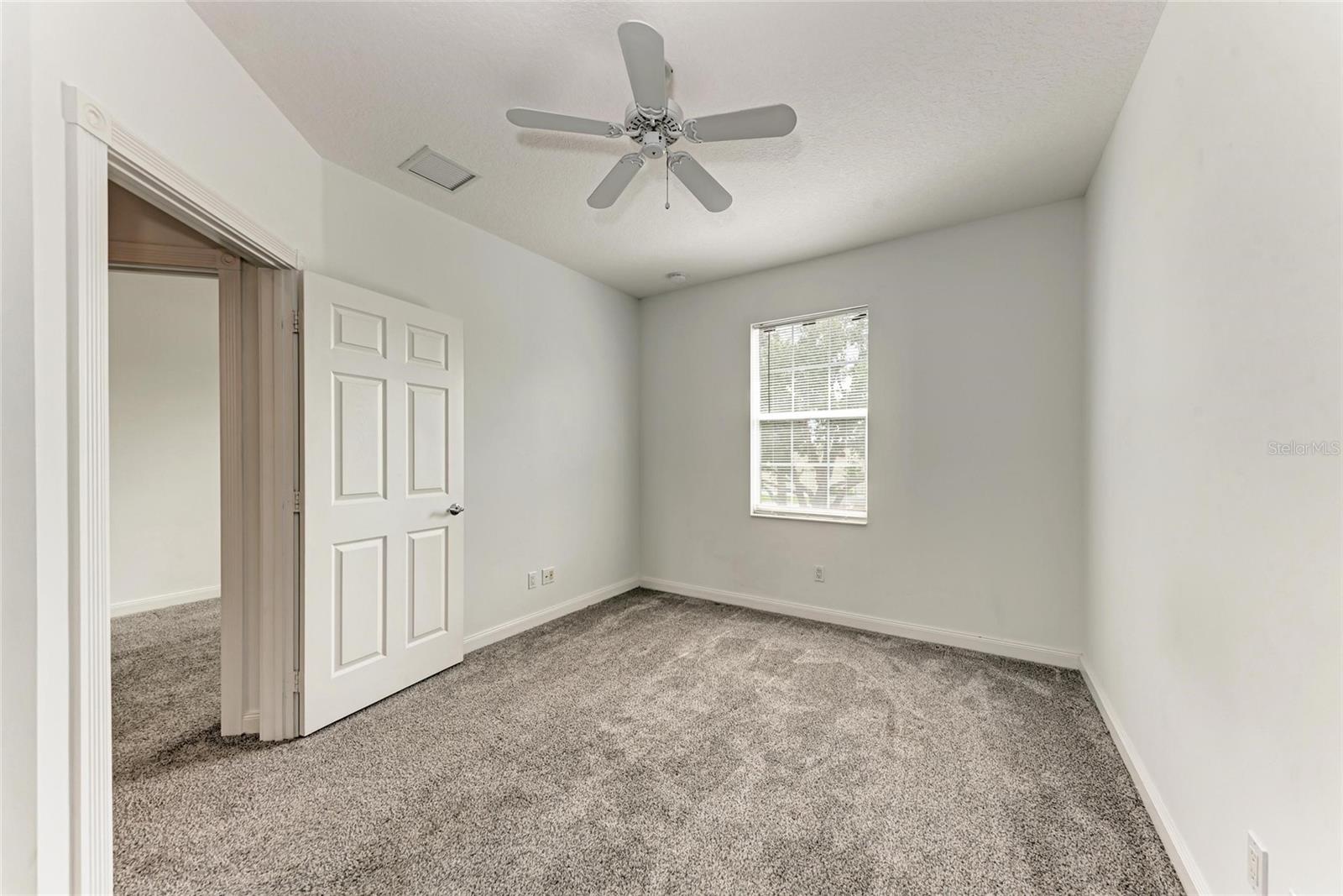 Image 17 of 44 For 1501 Napoli Drive W 1501