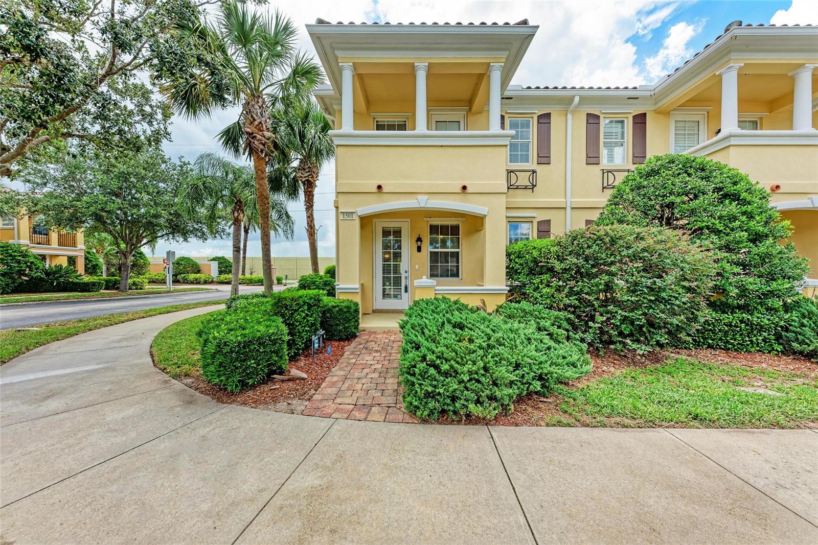 Image 2 of 44 For 1501 Napoli Drive W 1501