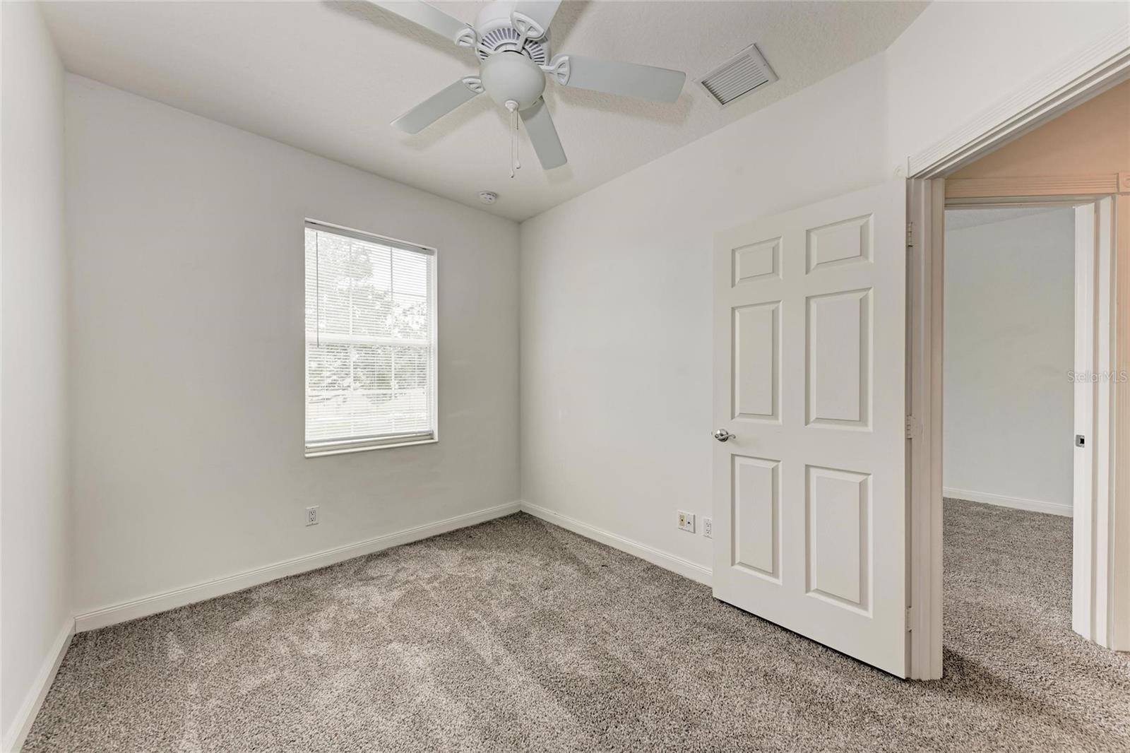 Image 21 of 44 For 1501 Napoli Drive W 1501