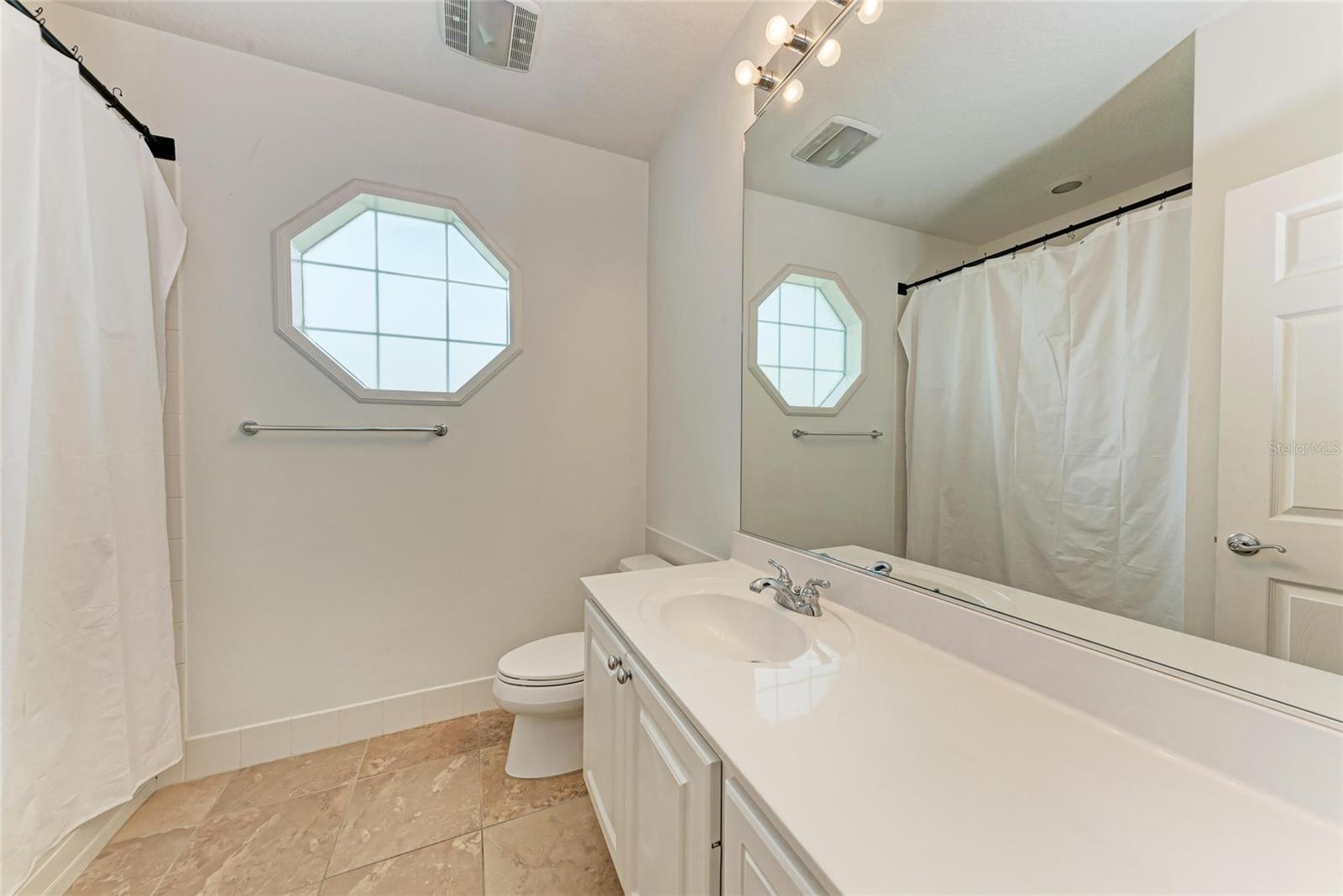 Image 23 of 44 For 1501 Napoli Drive W 1501