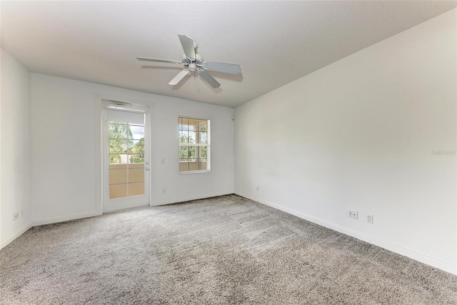Image 24 of 44 For 1501 Napoli Drive W 1501