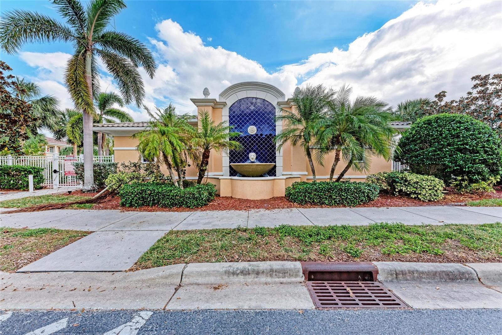 Image 35 of 44 For 1501 Napoli Drive W 1501