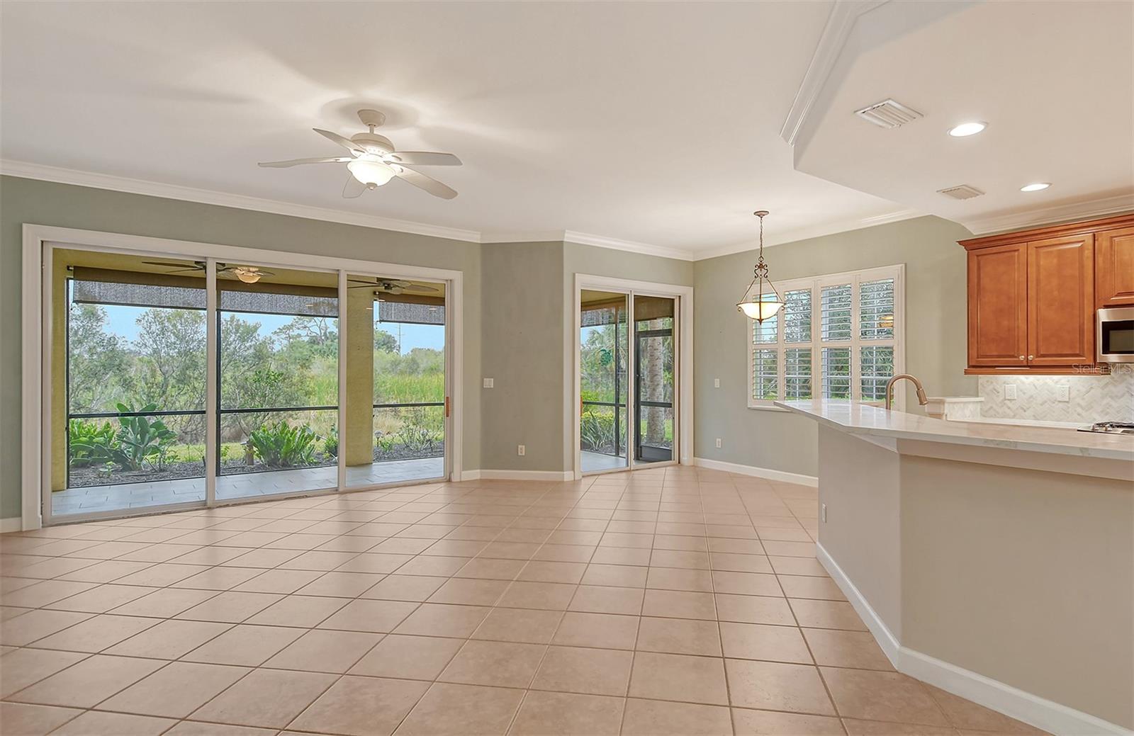 Image 10 of 77 For 206 Bella Vista Terrace 29b