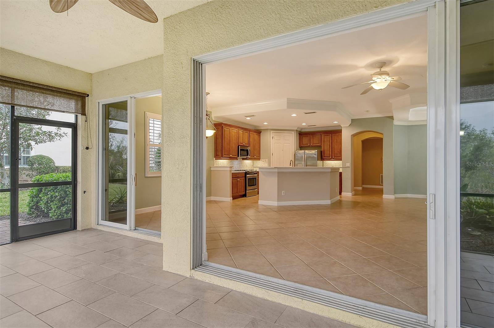 Image 13 of 77 For 206 Bella Vista Terrace 29b