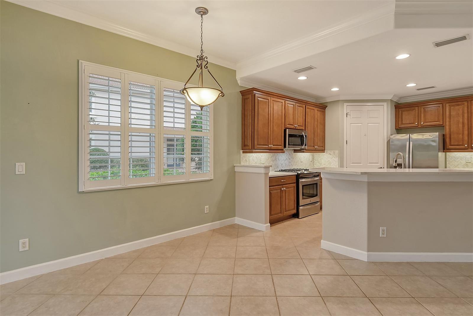 Image 16 of 77 For 206 Bella Vista Terrace 29b