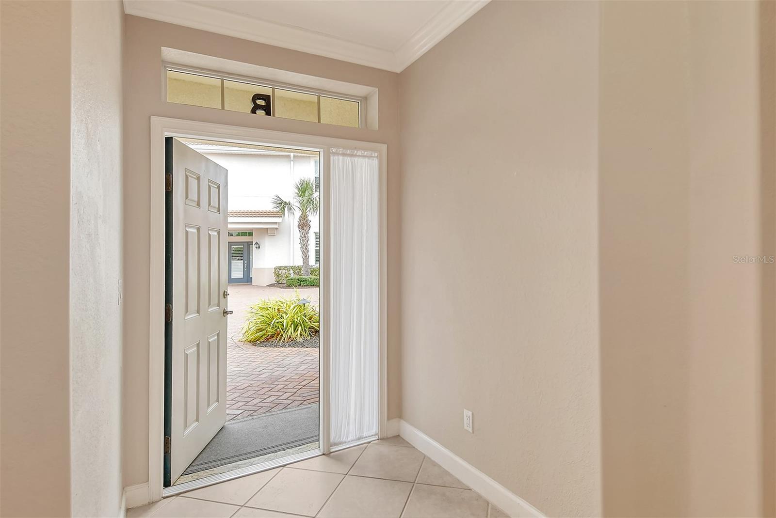 Image 8 of 77 For 206 Bella Vista Terrace 29b