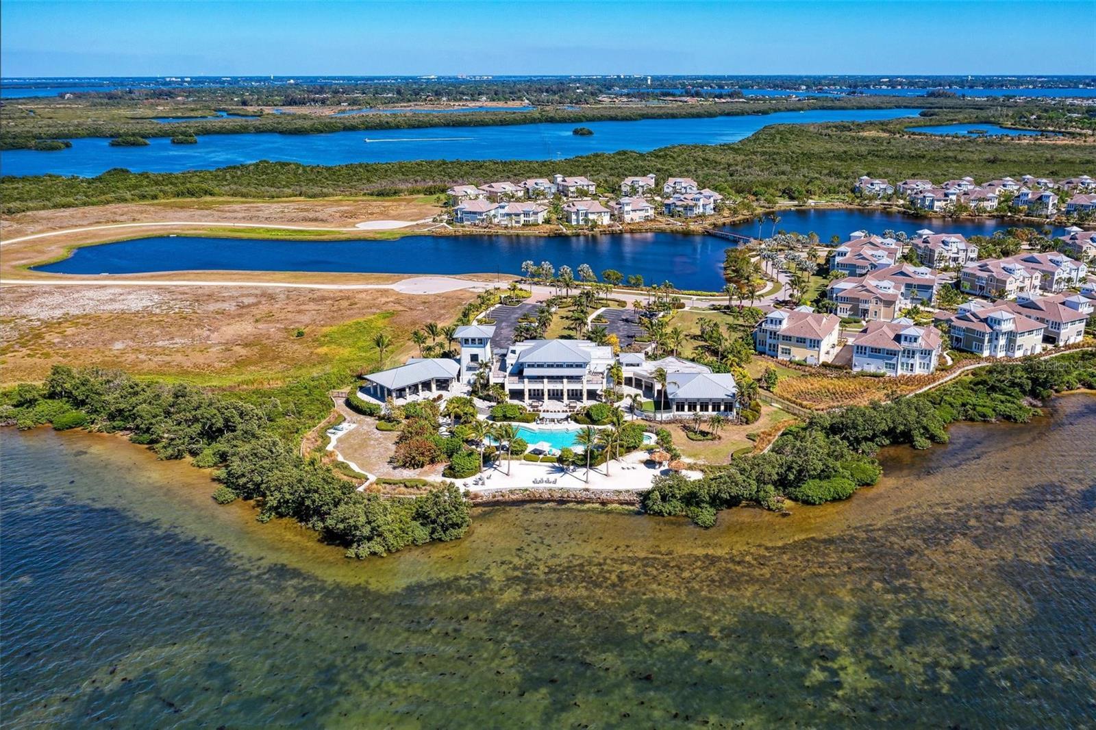 Image 52 of 97 For 367 Compass Point Drive 201