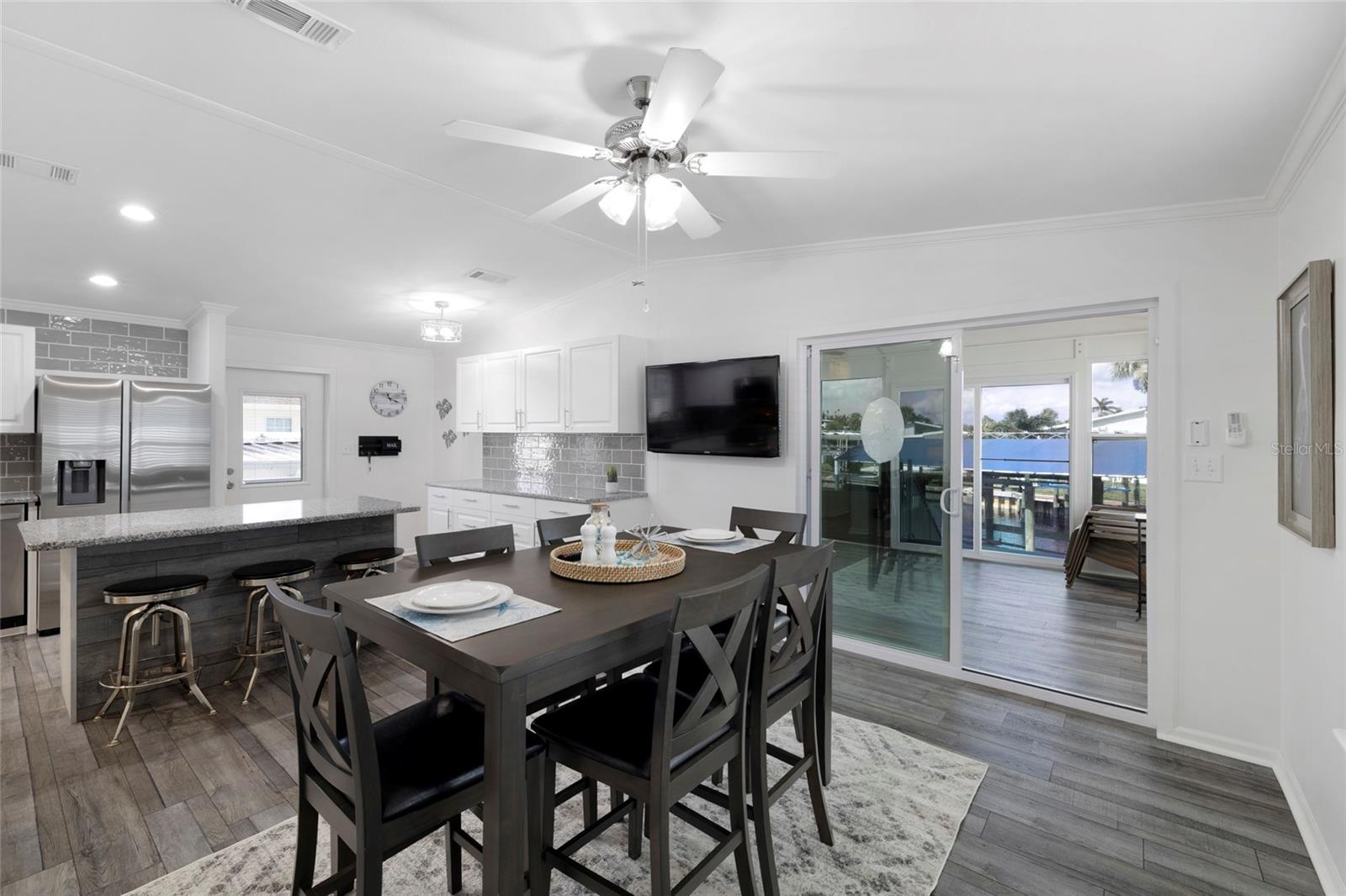 Image 11 of 43 For 3409 Bayside Parkway