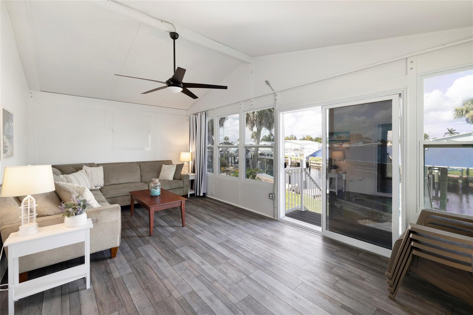 Image 4 of 43 For 3409 Bayside Parkway
